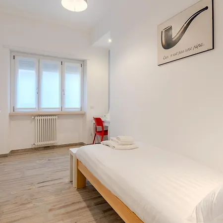 Maria Magdalena Saint Peter's Apartman